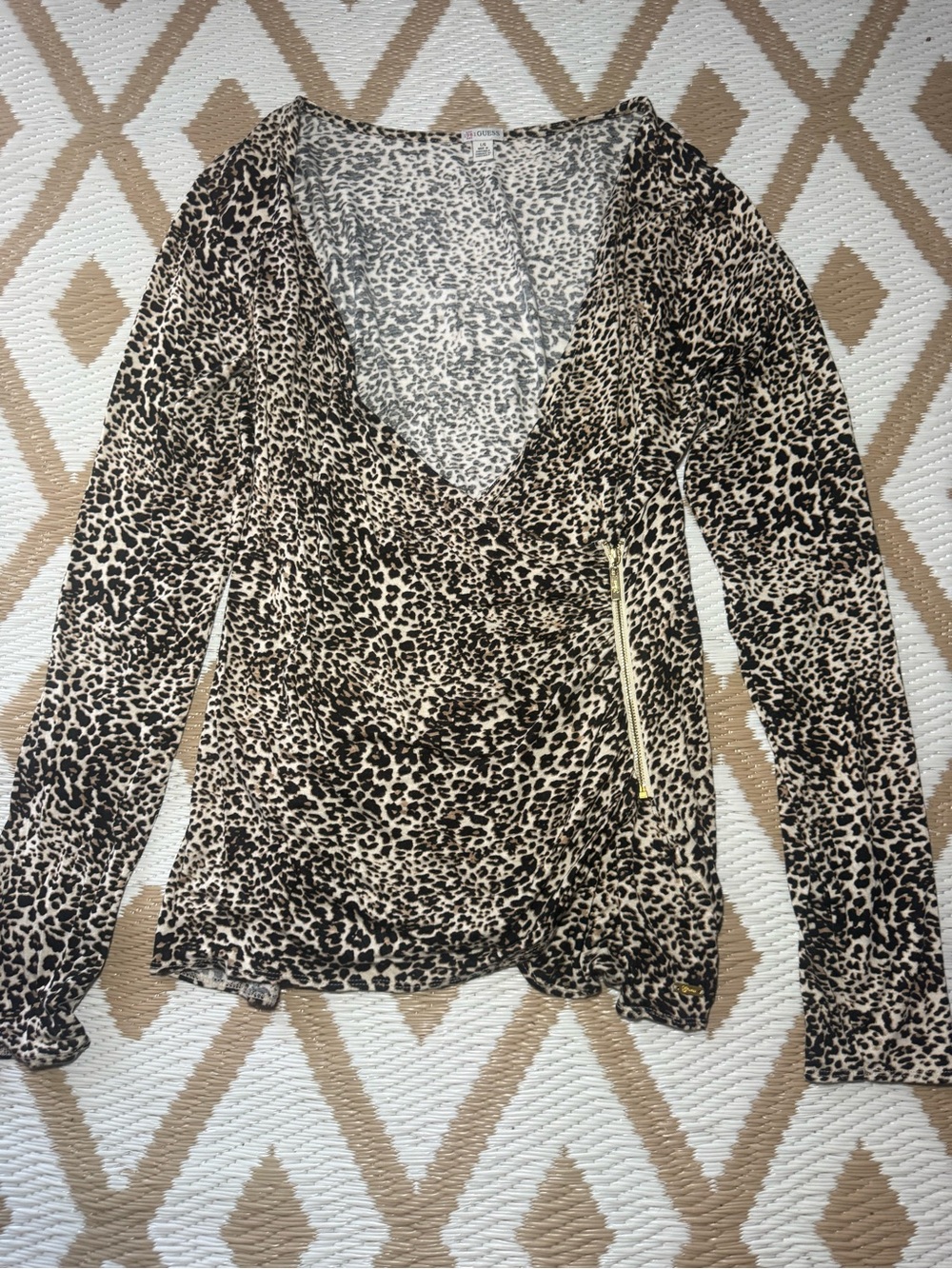 GUESS Black Beige Animal Print V-Neck Long Sleeve Zipper Blouse Womens L